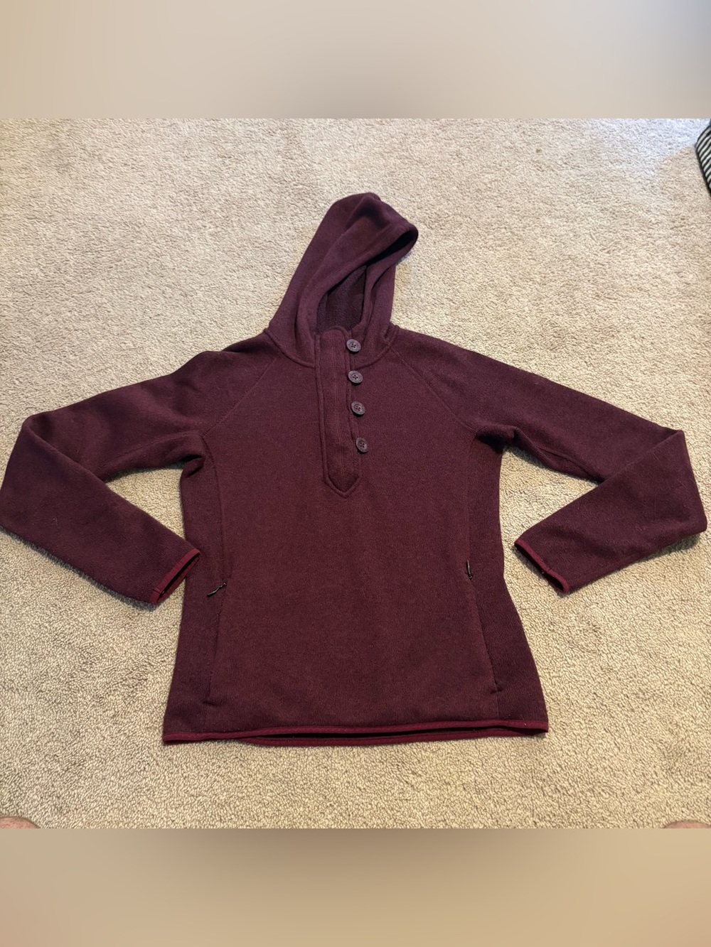 The North Face Women's Burgundy Crescent Sunshine Q-Zip Button Fleece Hoodie; M